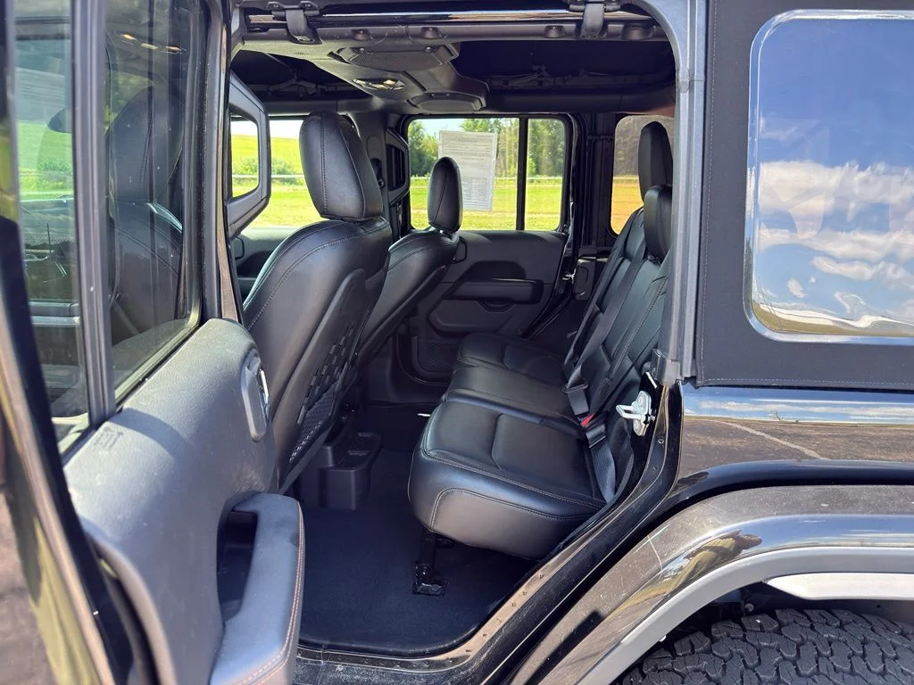 Used 2023 Black Jeep Rubicon 392 image 27