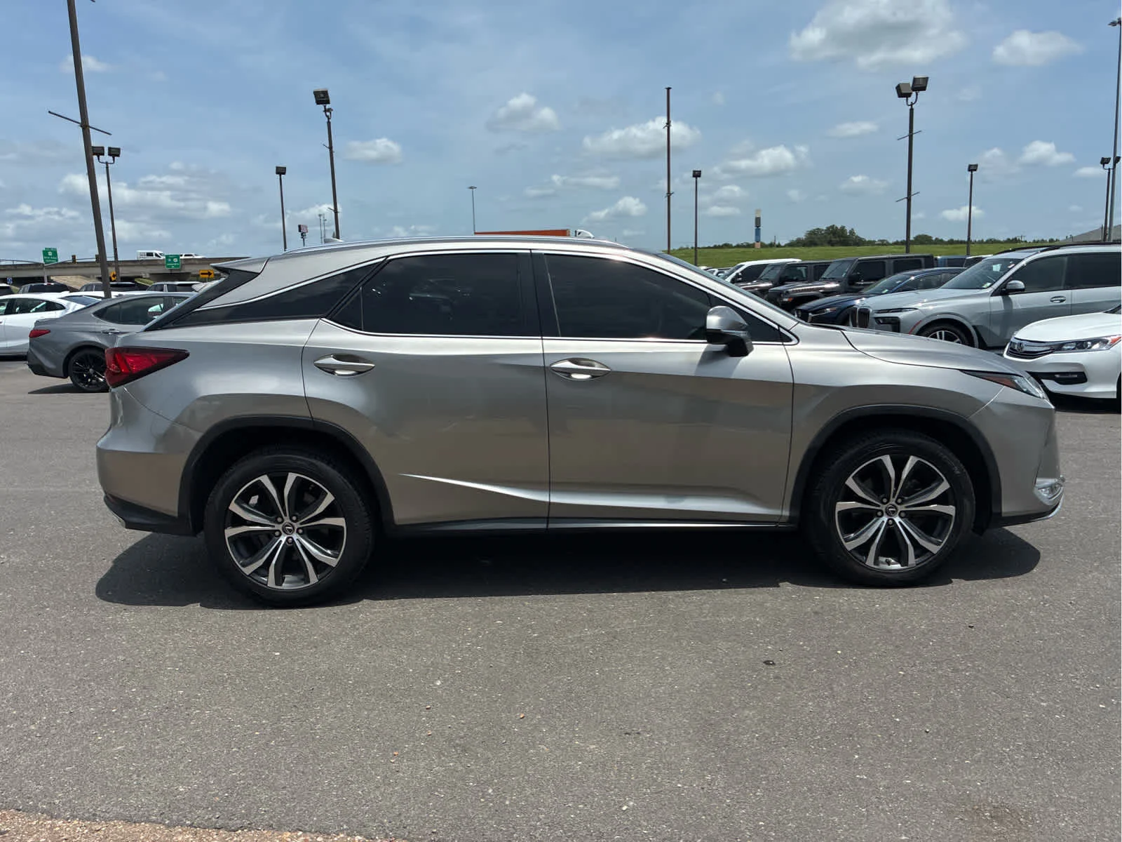 Used 2022 Atomic Silver Lexus RX 350 image 13