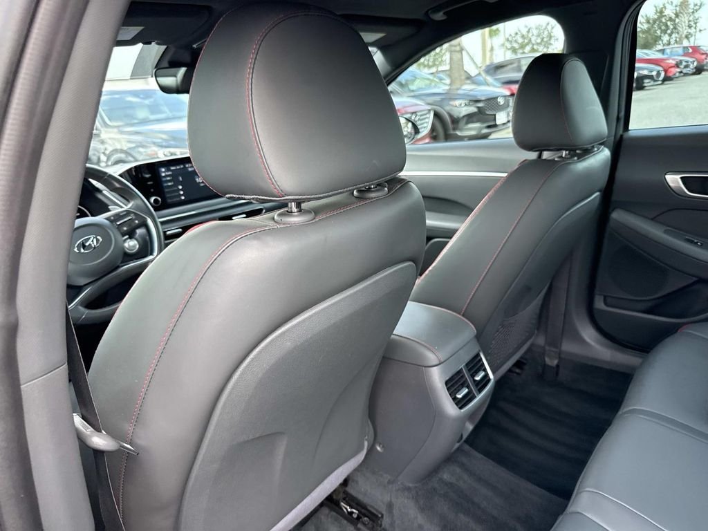 Used 2020 Gray Hyundai SEL Plus image 13