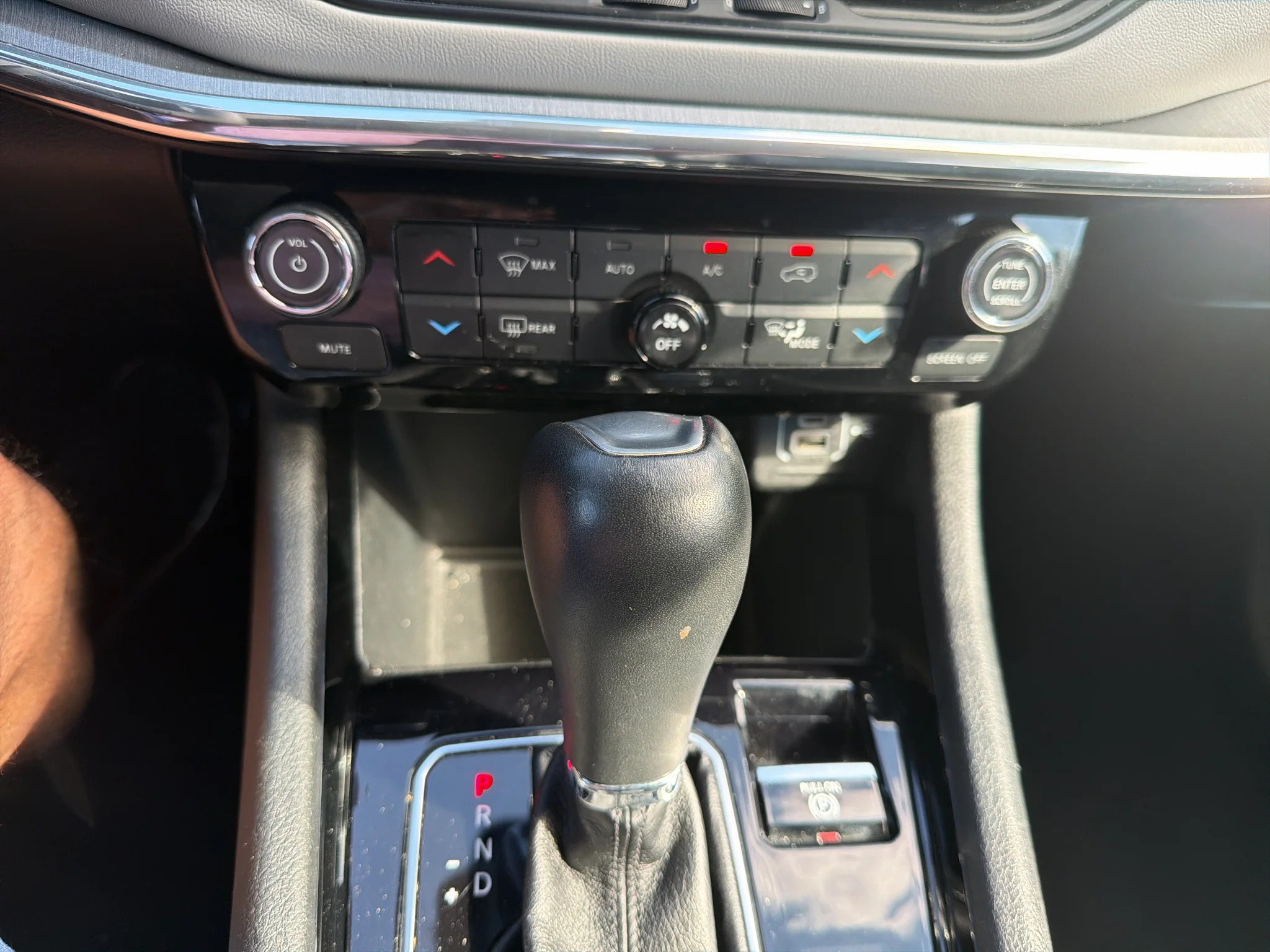 Used 2024 Blue Jeep Limited image 13