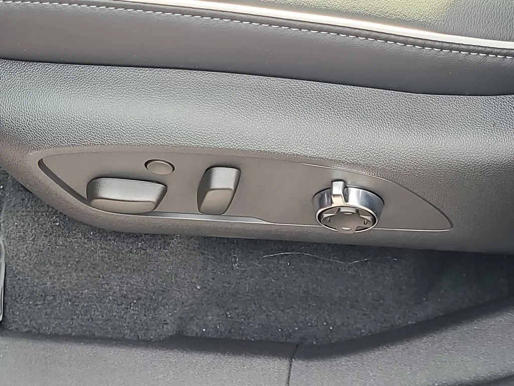 2026 Buick Enclave Avenir - Photo 16