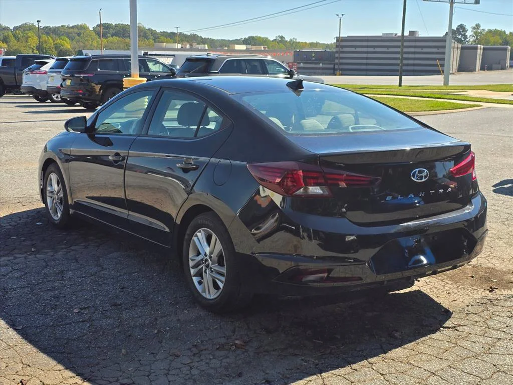 Used 2020 Black Hyundai SEL image 12