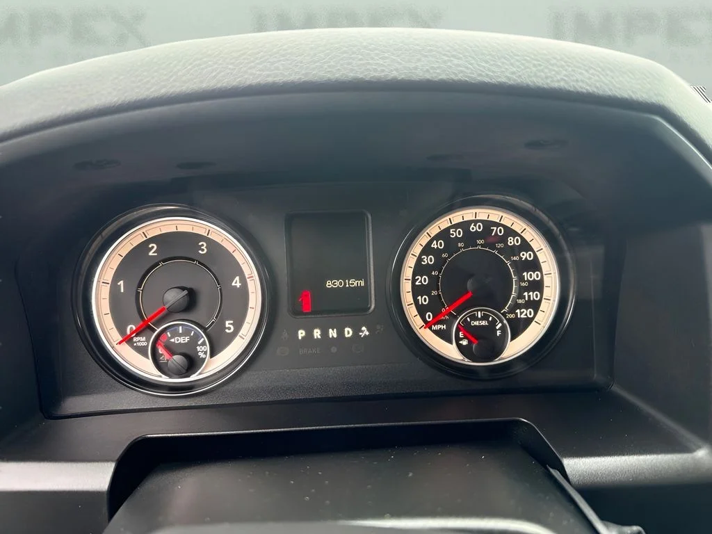 Used 2018 Silver Ram Tradesman image 9