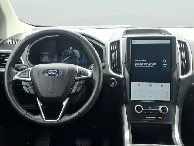 Used 2023 White Ford SEL image 19