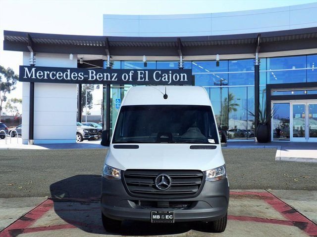 New 2026 Arctic White Mercedes-Benz Cargo 144 WB image 2