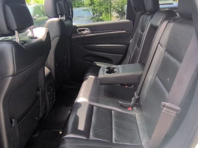Used 2022 White Jeep Limited image 24