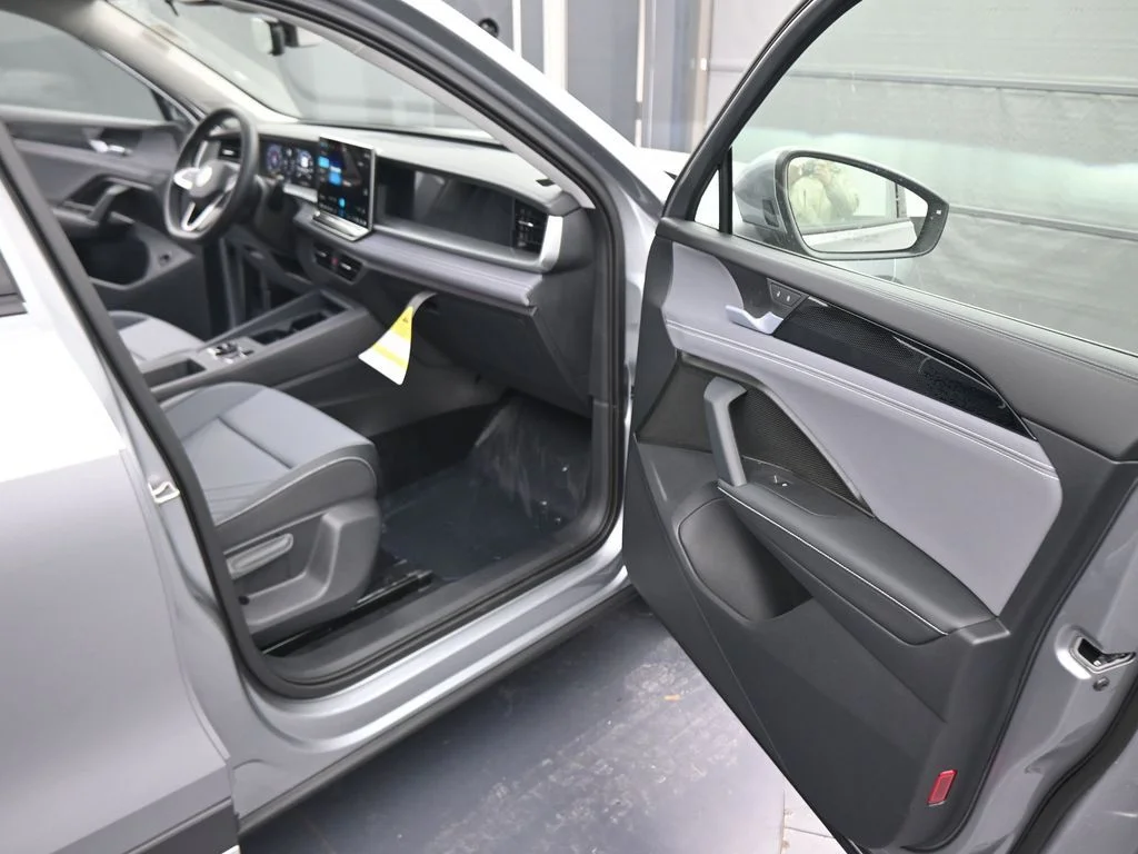 New 2026  Volkswagen 2.0T SE image 43