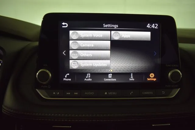 Used 2023 Gray Nissan SL image 21