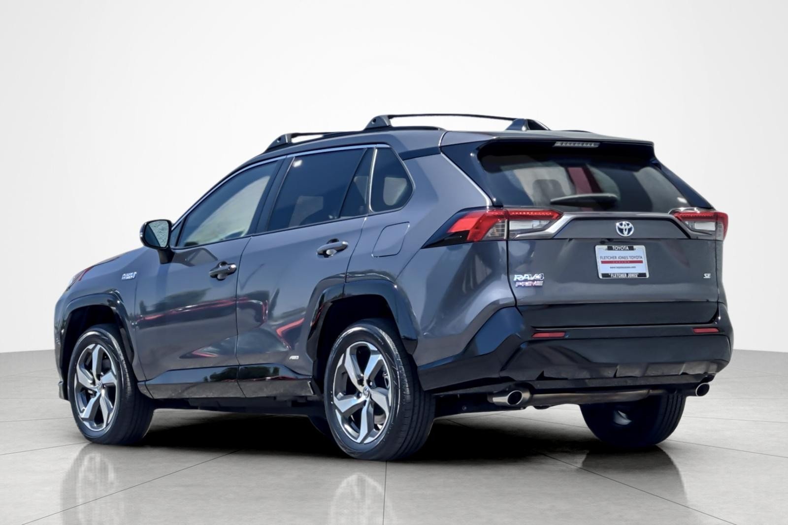 Certified Used 2024 MAGNETIC GRAY Toyota SE image 3
