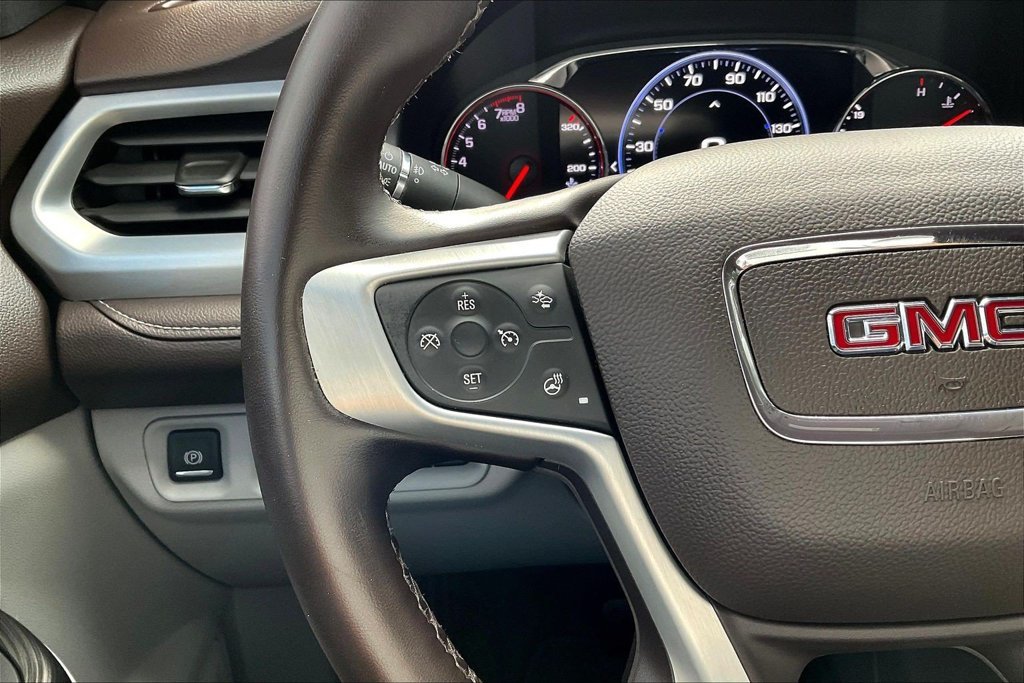 Used 2023 White GMC SLT image 13