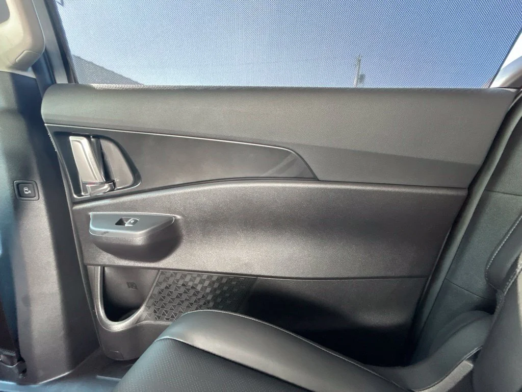 Used 2026  Kia  image 18