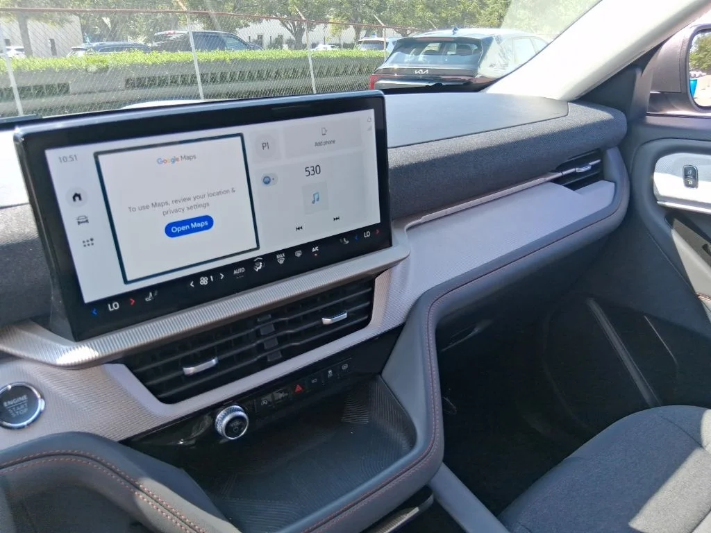 Used 2025 Silver Ford Active image 15