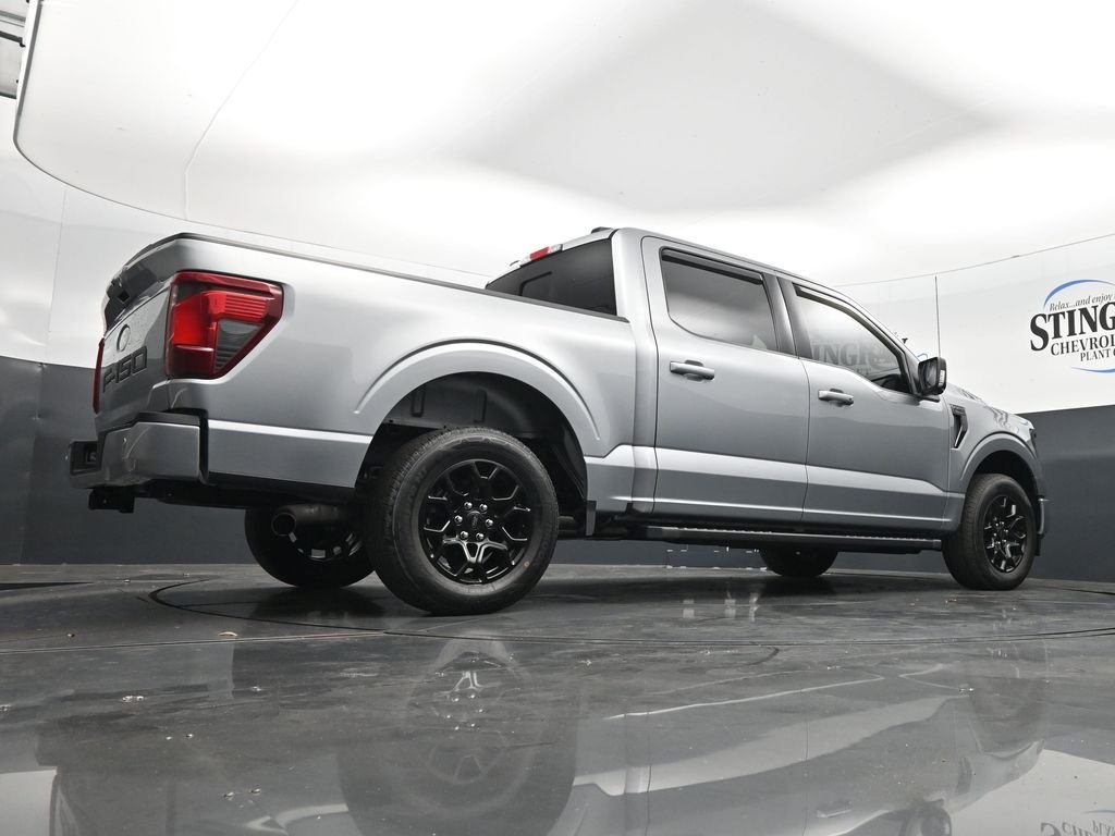 Used 2024 Silver Ford XLT image 32