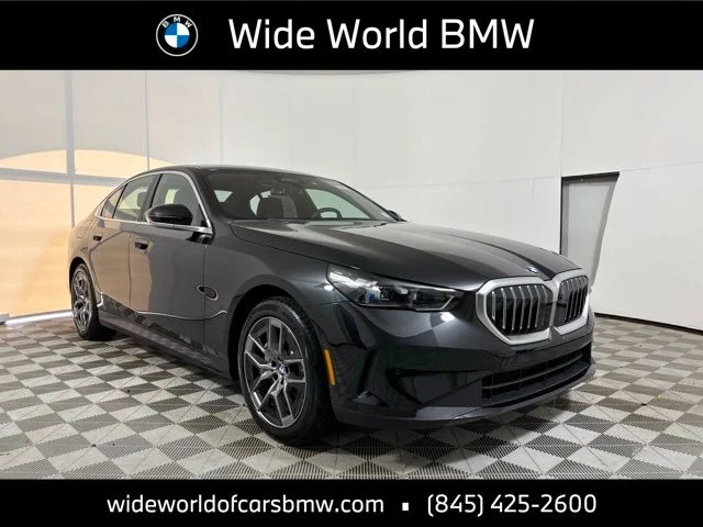 2026 BMW 5 Series 530i xDrive Sedan's photo