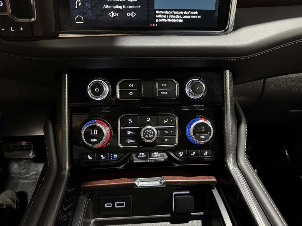 2023 GMC Yukon XL Denali Ultimate - Photo 21