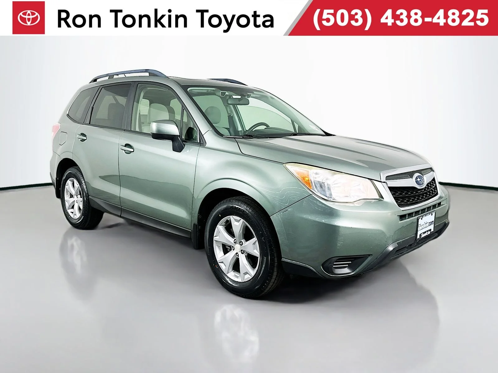 Used 2015 Green Subaru 2.5i Premium image 1