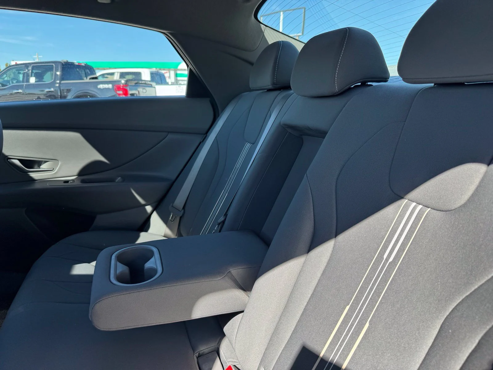 Used 2025 Red Hyundai SEL Convenience image 27