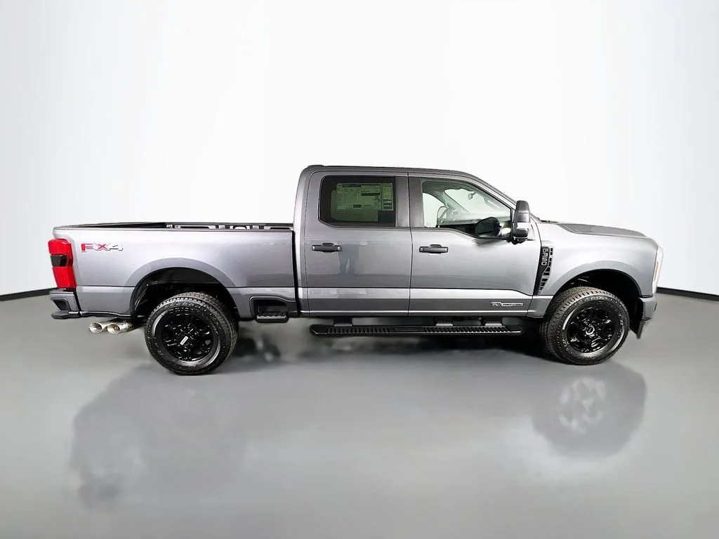 New 2026 Carbonized Gray Metallic Ford XL image 17