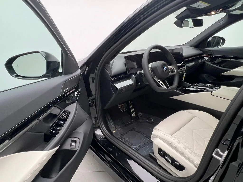 2026 BMW 5 Series 530i - Photo 21