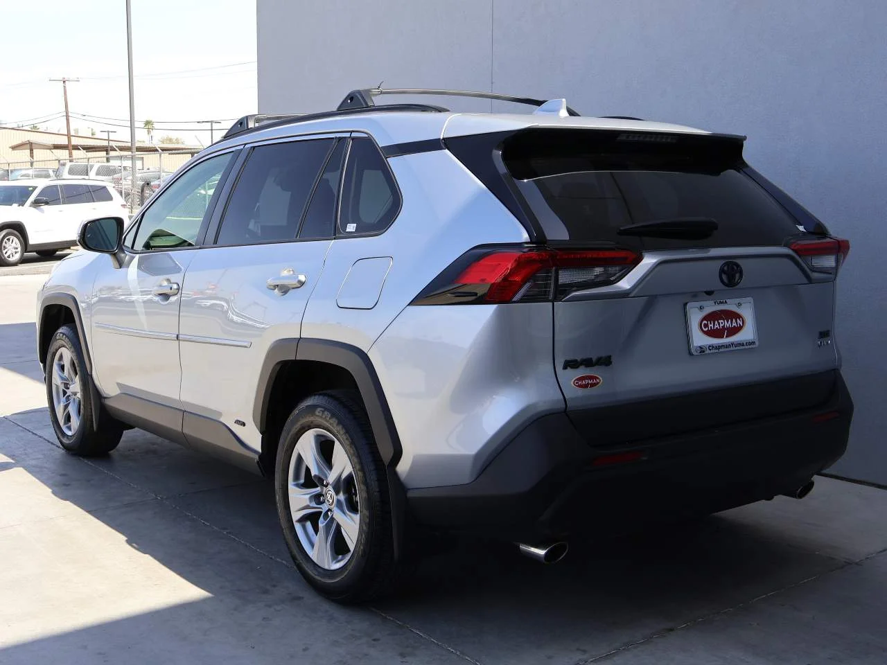 Used 2025 Silver Sky Metallic Toyota XLE image 3