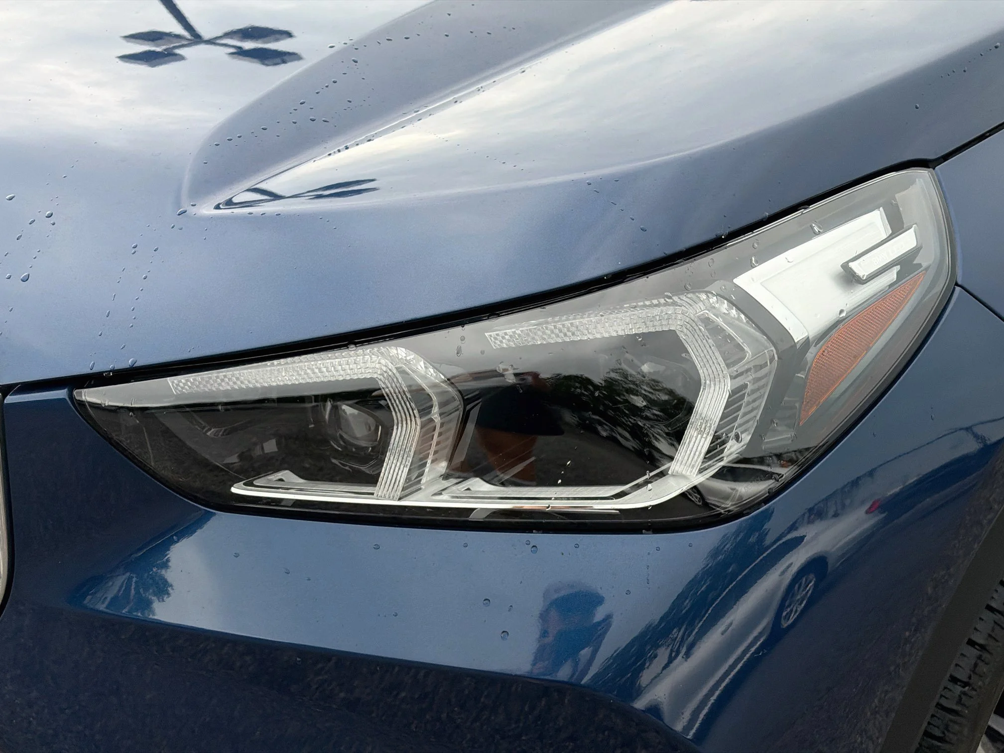 Used 2023 Phytonic Blue Metallic BMW xDrive28i image 9