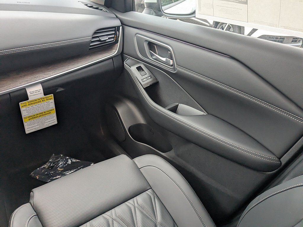New 2026 Everest White Pearl TriCoat Nissan Platinum image 19