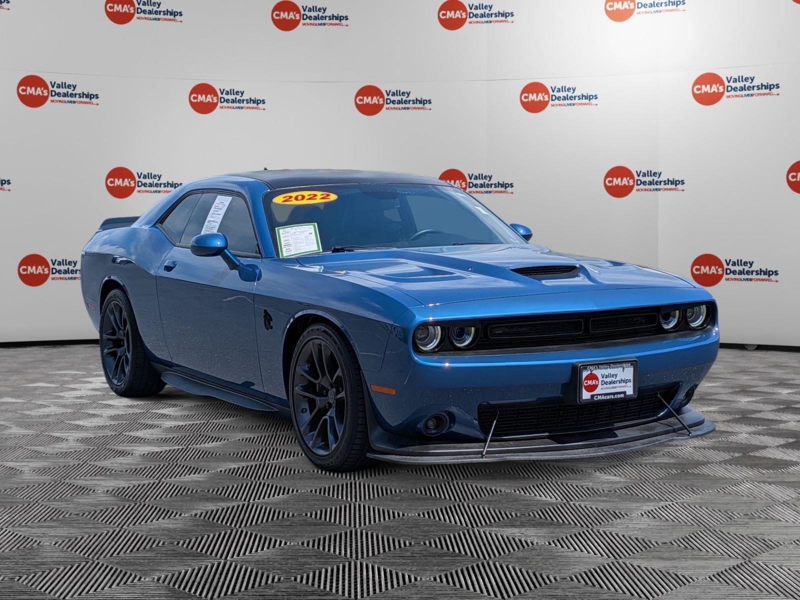 Used 2022 Frostbite Dodge R/T Scat Pack image 3