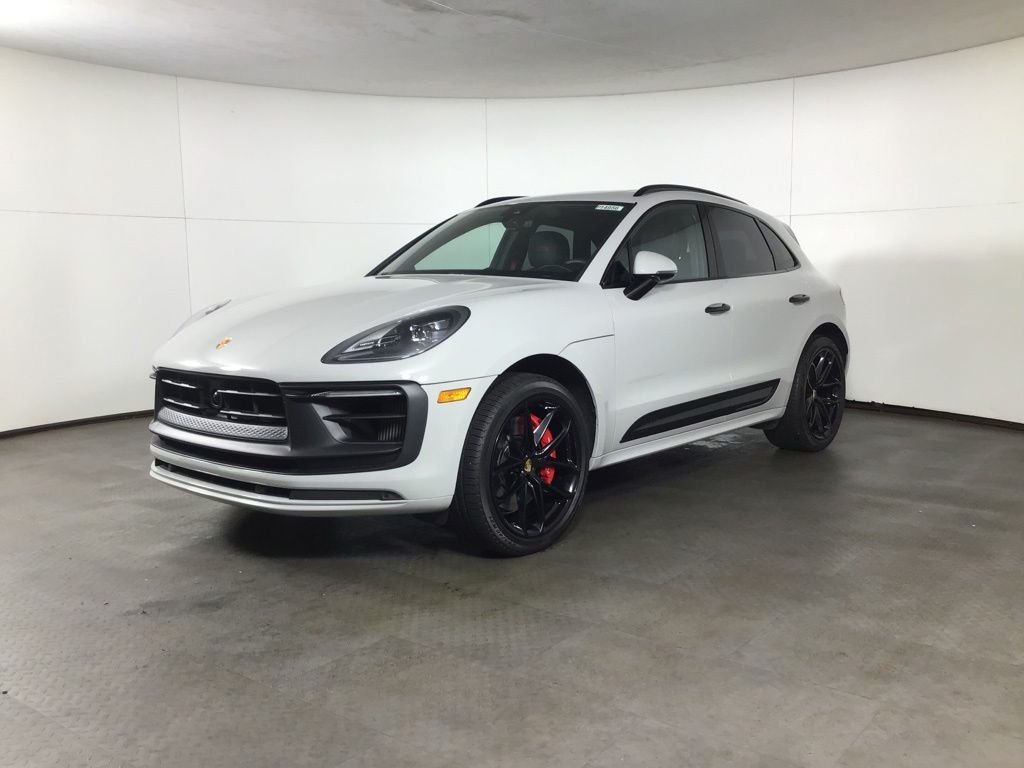 2023 Porsche Macan GTS's photo