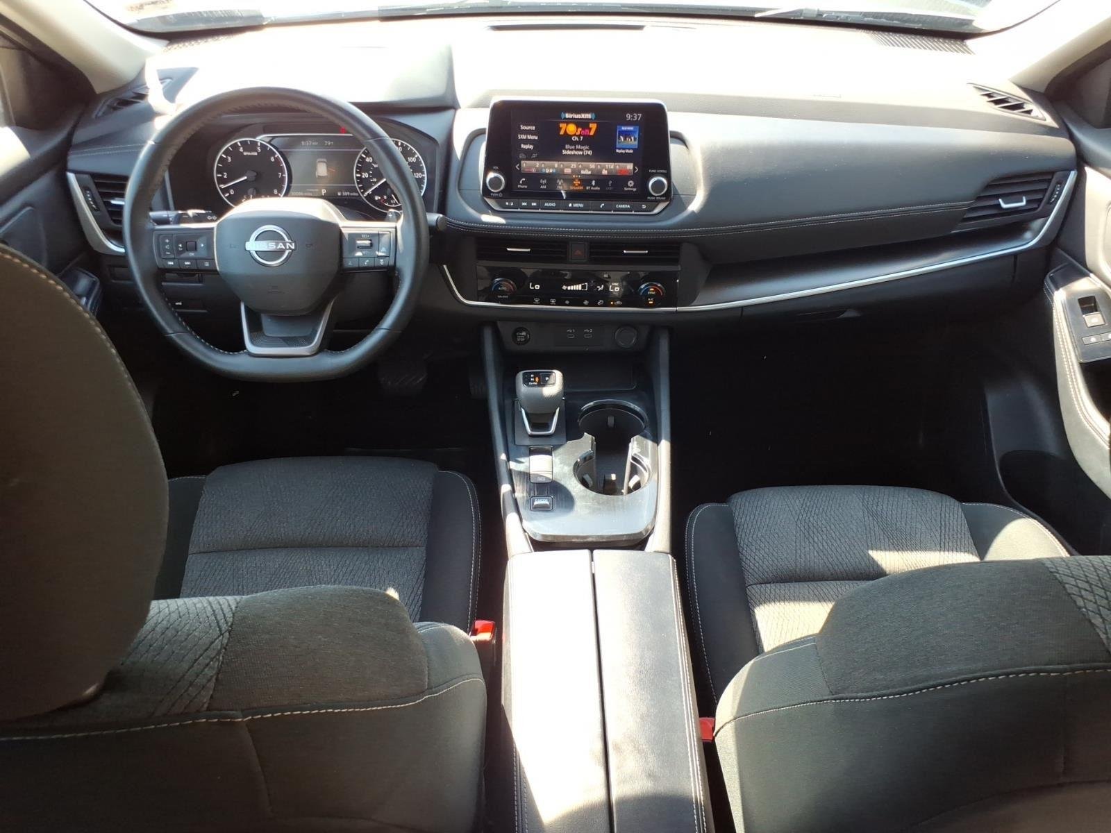 Used 2025 Gun Metallic Nissan SV image 22