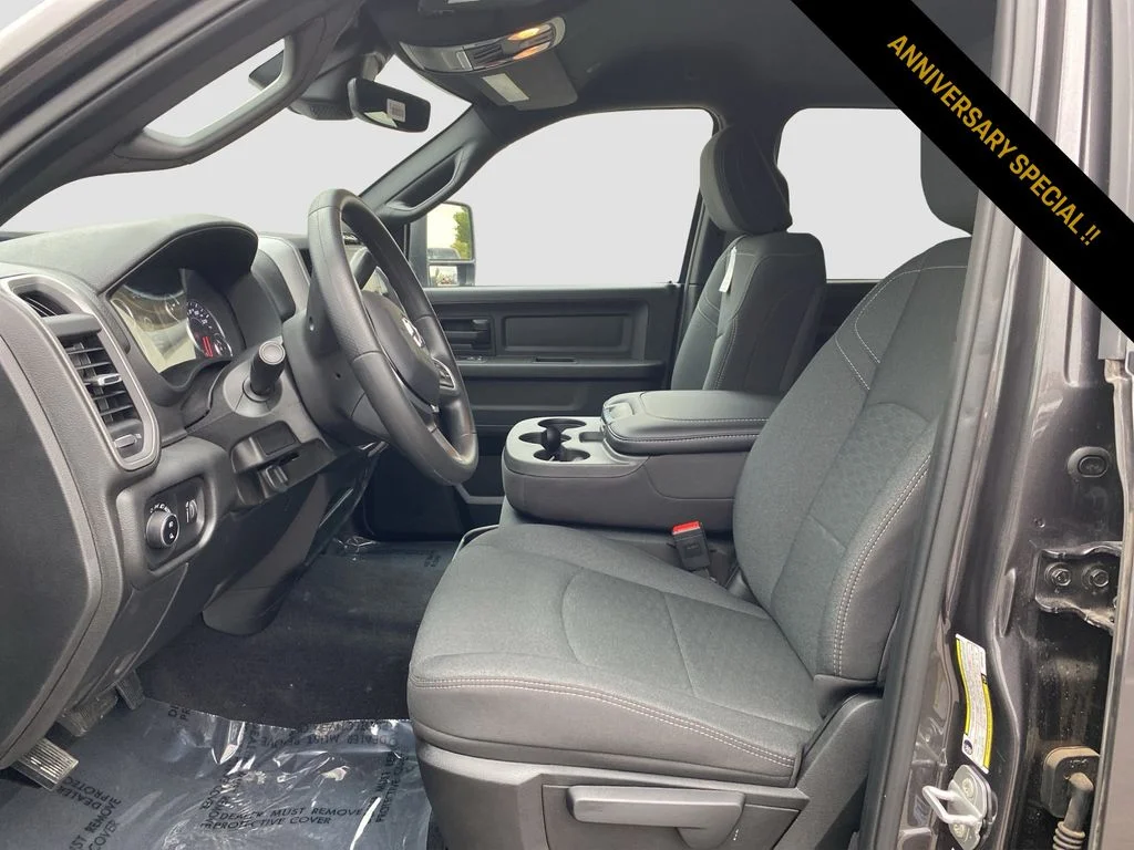 2025 RAM 2500 Tradesman - Photo 36