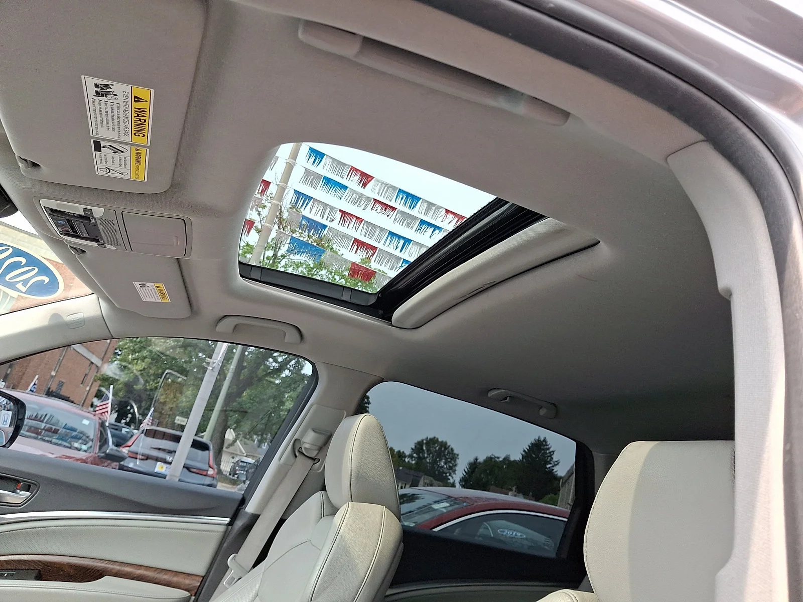 Used 2020 Lunar Silver Metallic Acura w/Technology Pkg image 13