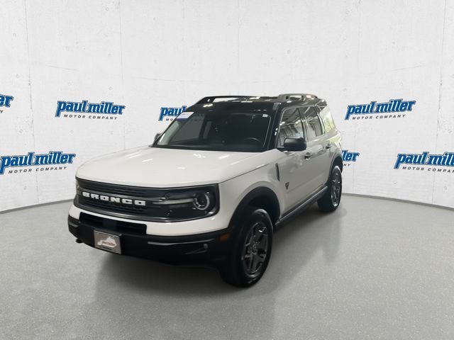 Used 2023 White Ford Badlands image 4