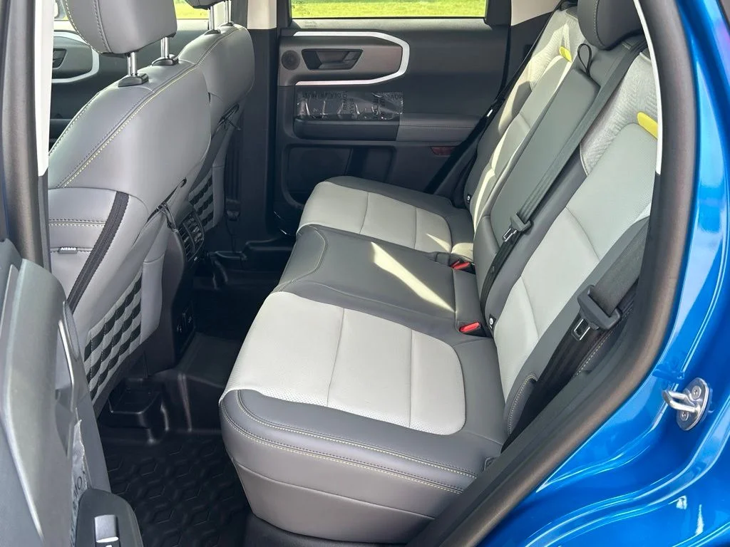 New 2026 Velocity Blue Metallic Ford Badlands® image 14