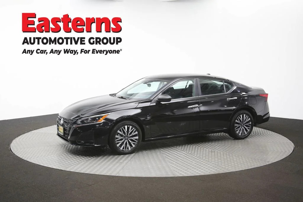 Used 2025 Black Nissan 2.5 SV image 55