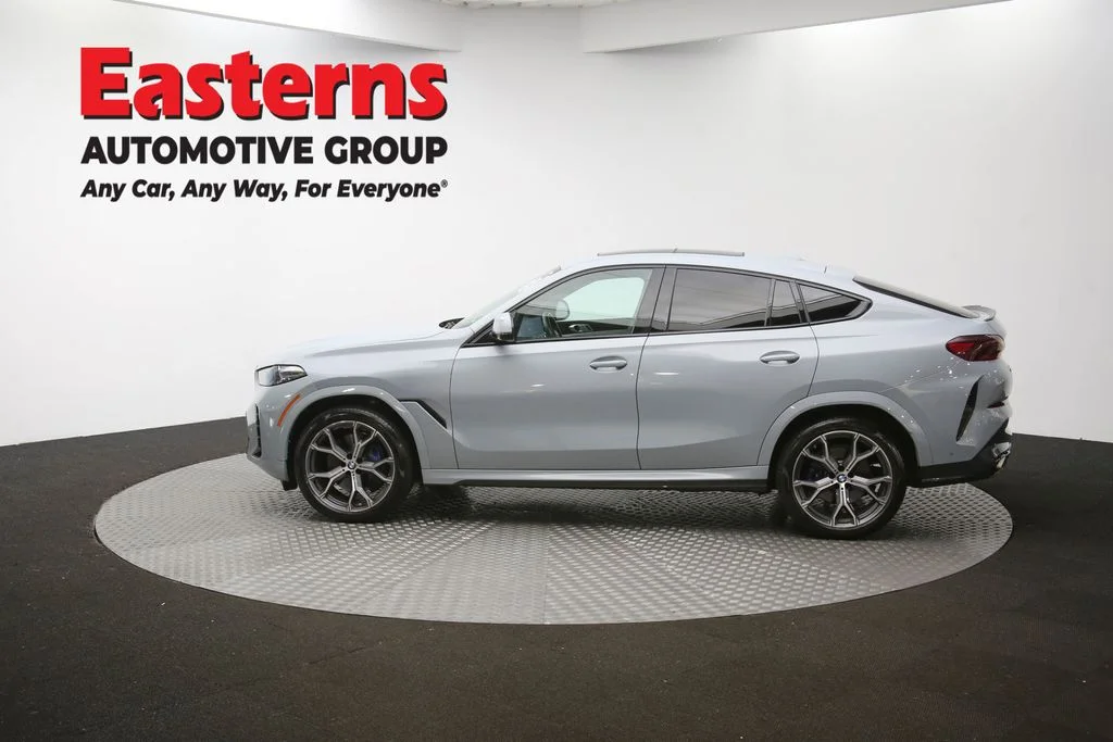 Used 2024 Gray BMW xDrive40i image 63
