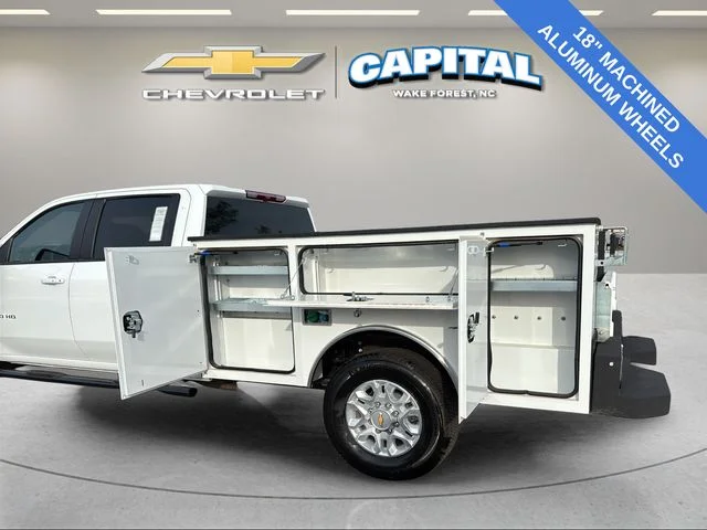 Used 2025 White Chevrolet LT image 13
