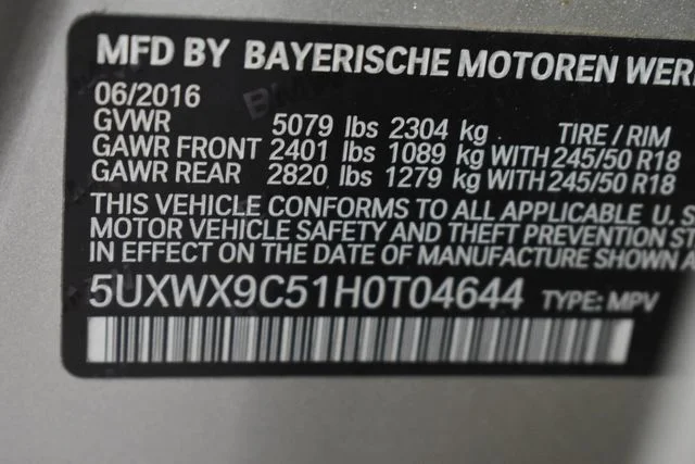 Used 2017 Silver BMW xDrive28i image 31