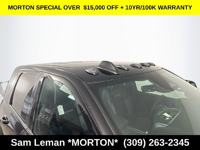 New 2026 Diamond Black Crystal Pearl-Coat Exterior Paint Ram Laramie image 45