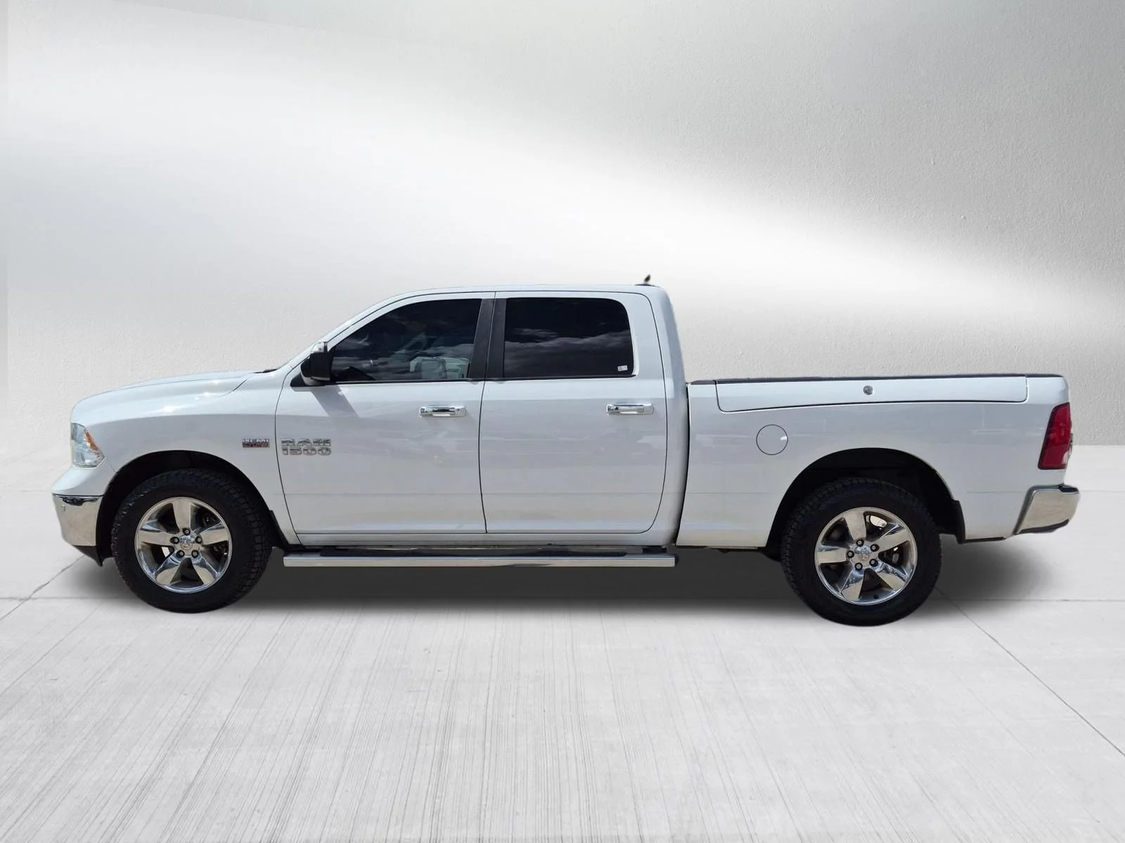 Used 2016 Bright White Clearcoat Ram Big Horn image 3