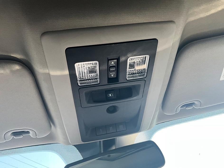 Used 2018 Gray Ram Laramie image 28