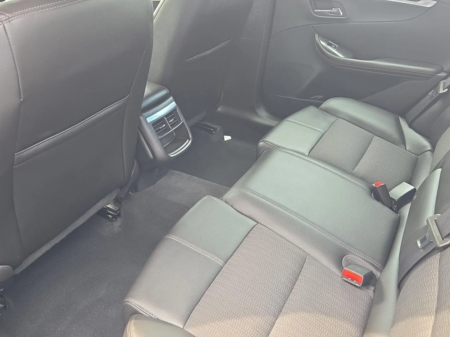 Used 2019 NIGHTFALL GRAY METALLIC Chevrolet LT image 21