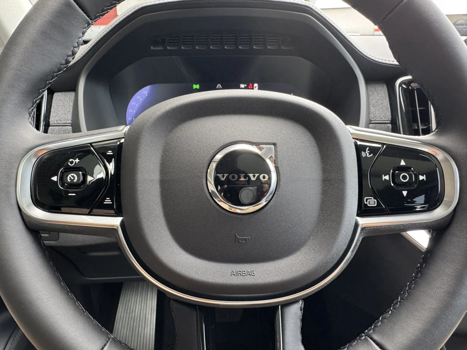 New 2026 Gray Volvo T8 Plus image 25
