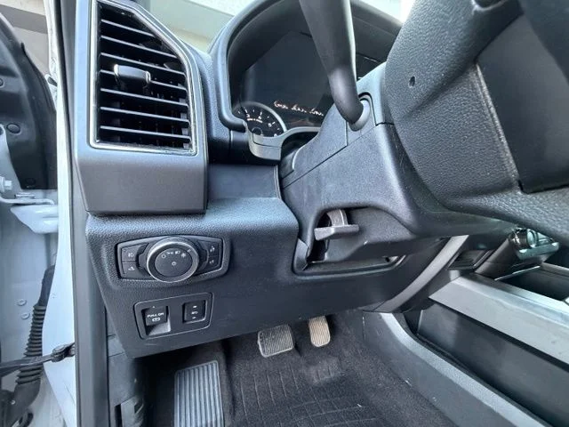 Used 2019 White Ford XLT image 11