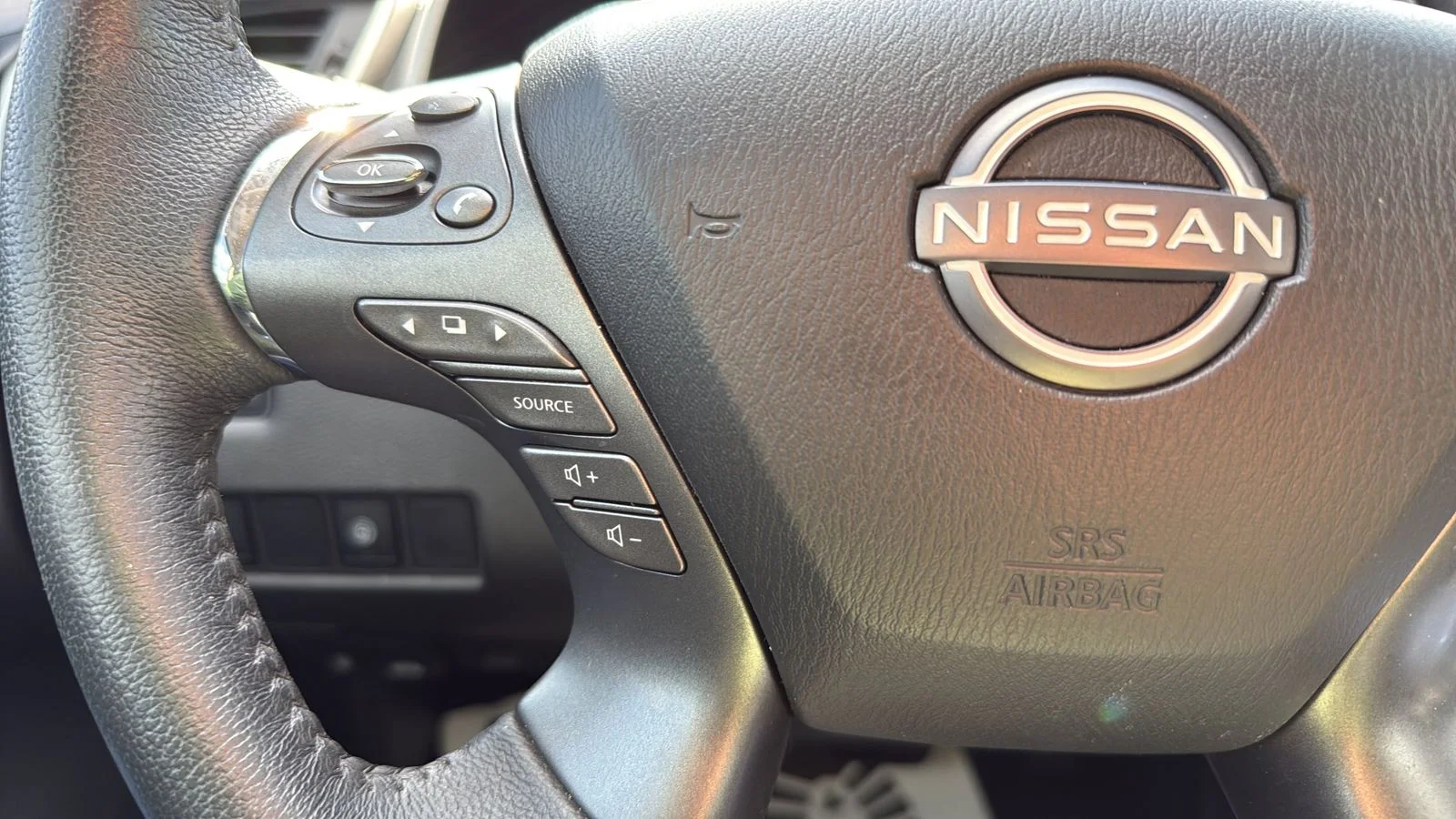 Used 2023 Gray Nissan SV image 16