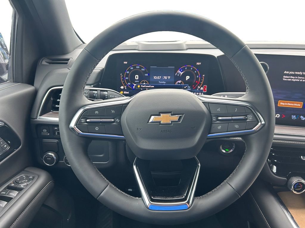 2026 Chevrolet Suburban Premier - Photo 17