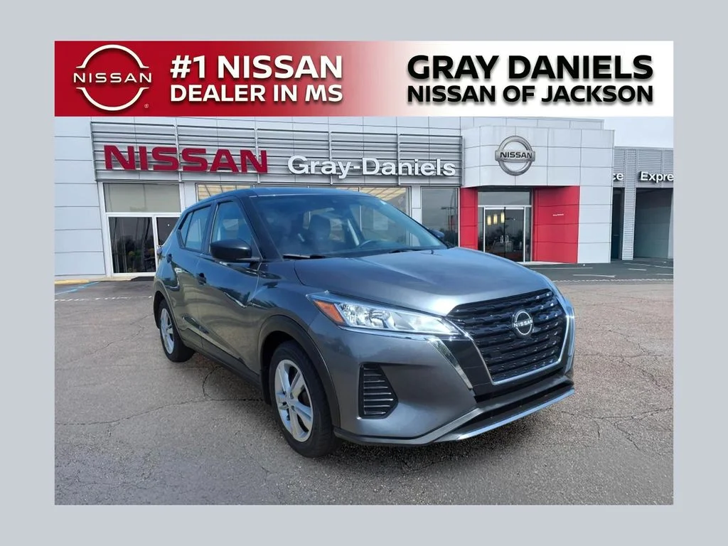 Used 2022 Gray Nissan S image 1