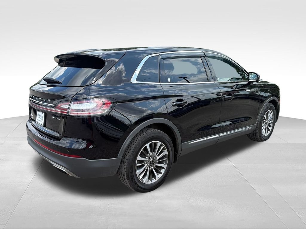 Used 2019 Black Lincoln Select image 5