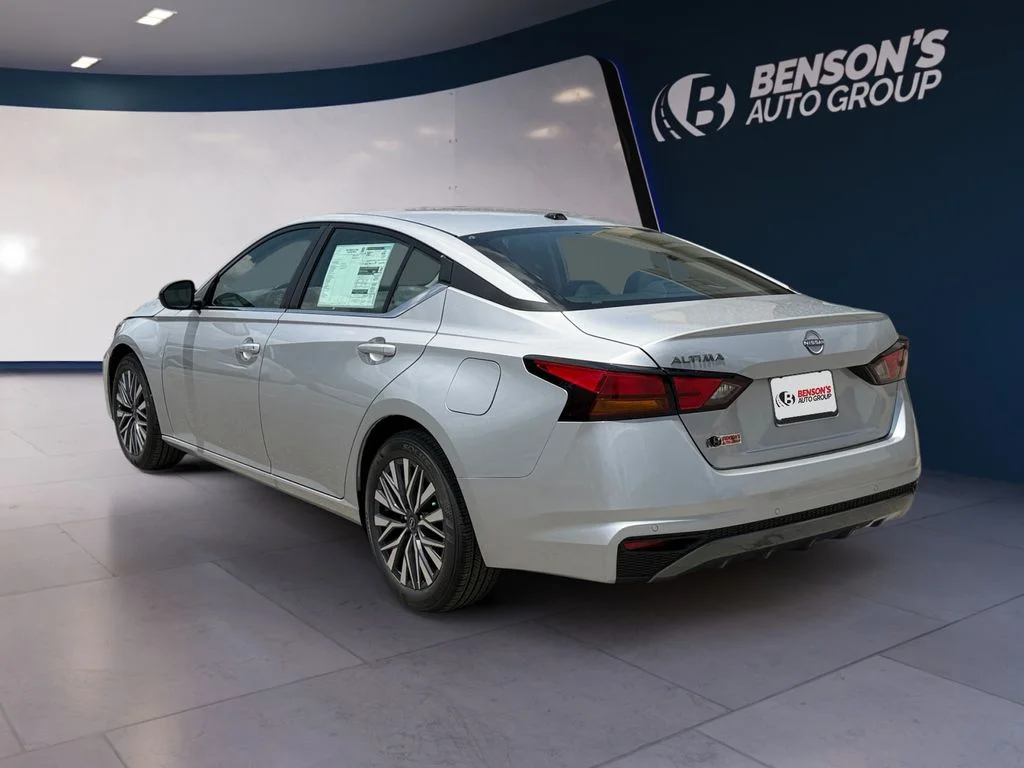 New 2026 Silver Nissan 2.5 SV image 3