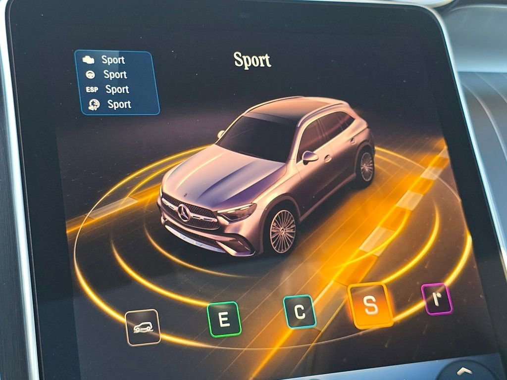 New 2026 Polar White Mercedes-Benz GLC 300 image 72