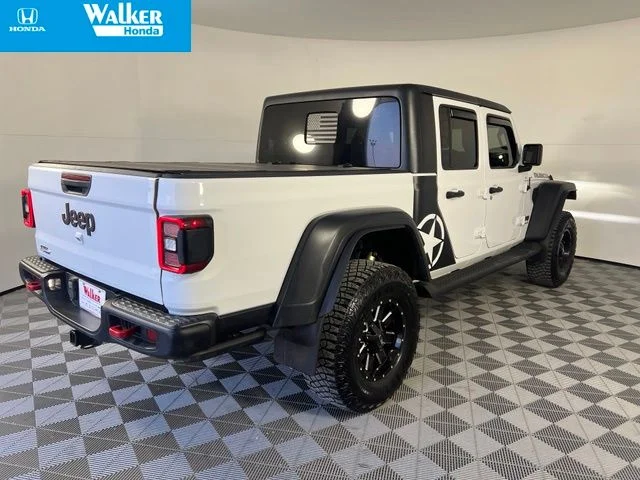 Used 2021 Bright White Clearcoat Jeep Rubicon image 8